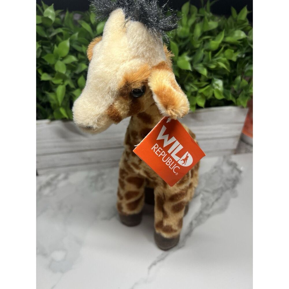 Wild Republic Giraffe‎ Plush Stuffed Animal